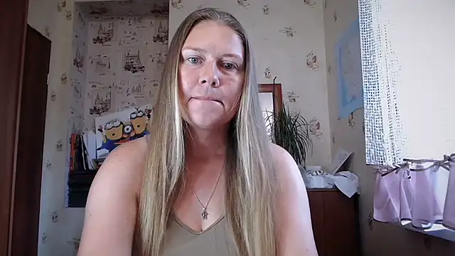 Snapshot of dream_alexa chatting on July 6, 2026, 3:24 am dream alexa online show from July 6, 2026, 3:24 am