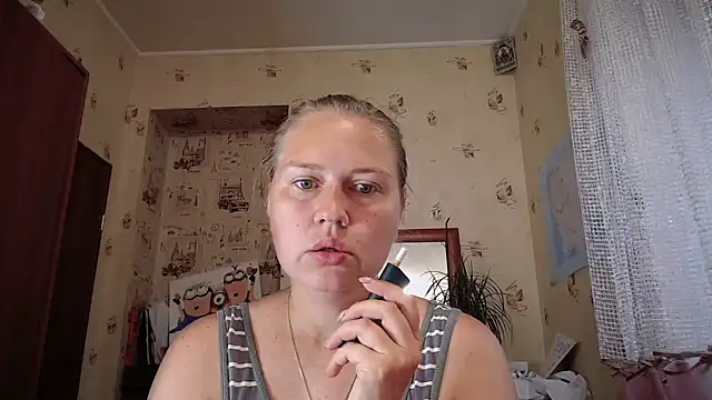 Snapshot of dream_alexa chatting on July 9, 2026, 3:29 am dream alexa online show from July 9, 2026, 3:29 am