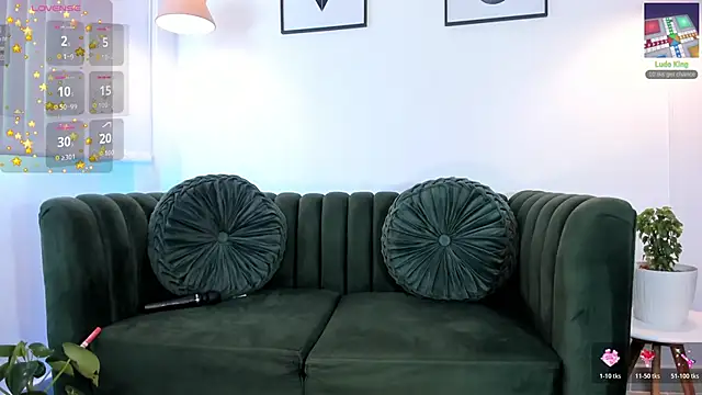 tiana cruz online show from March 14, 2026, 8:04 pm