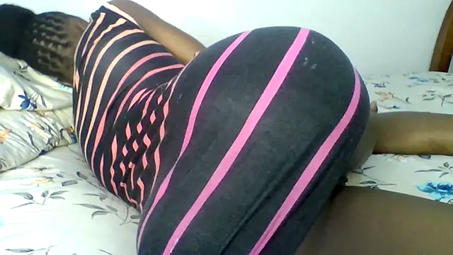 sweet sassy  online show from April 25, 2026, 3:09 am