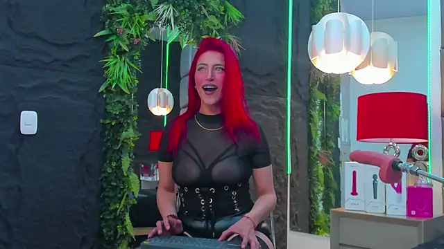 Snapshot of AllissaBrowm chatting on April 13, 2026, 5:17 pm AllissaBrowm online show from April 13, 2026, 5:17 pm