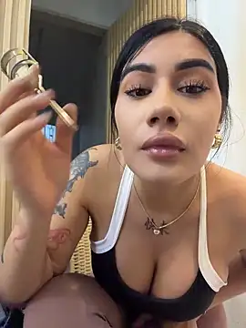 clarachanelricek online show from May 21, 2026, 8:17 pm