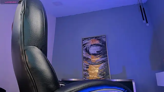 SophieBarnett online show from December 16, 2025, 1:10 am