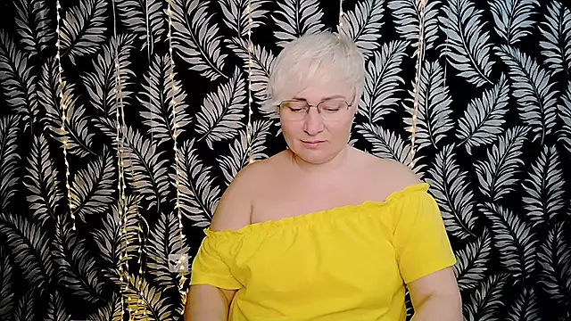 Snapshot of Olivia_playful chatting on March 8, 2026, 12:19 pm Olivia playful online show from March 8, 2026, 12:19 pm