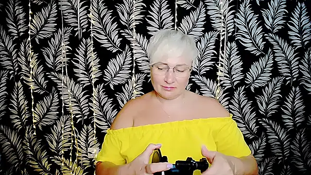 Snapshot of Olivia_playful chatting on August 7, 2026, 10:10 am Olivia playful online show from August 7, 2026, 10:10 am