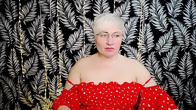 Snapshot of Olivia_playful chatting on May 12, 2026, 10:21 am Olivia playful online show from May 12, 2026, 10:21 am