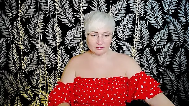 Snapshot of Olivia_playful chatting on June 14, 2026, 10:27 am Olivia playful online show from June 14, 2026, 10:27 am