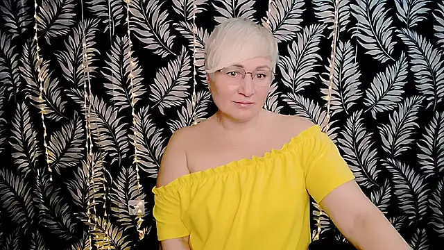 Snapshot of Olivia_playful chatting on March 1, 2026, 12:27 pm Olivia playful online show from March 1, 2026, 12:27 pm