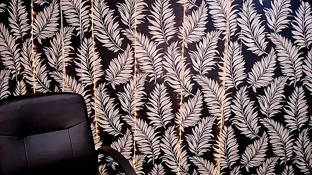 Snapshot of Olivia_playful chatting on March 12, 2026, 12:42 pm Olivia playful online show from March 12, 2026, 12:42 pm