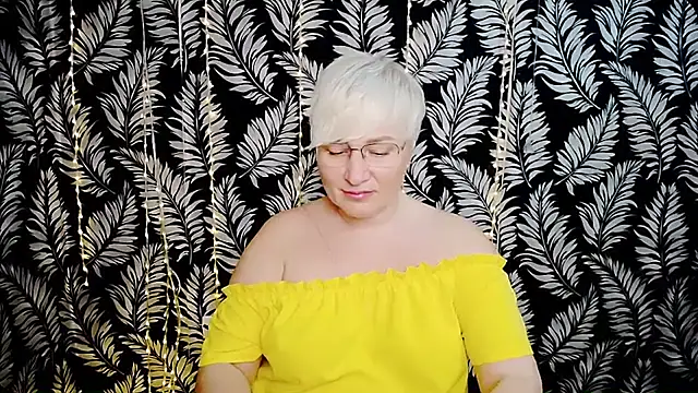 Snapshot of Olivia_playful chatting on May 25, 2026, 10:25 am Olivia playful online show from May 25, 2026, 10:25 am
