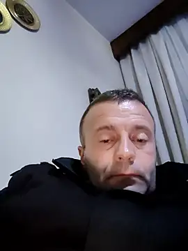 Snapshot of muscularsexy chatting on November 13, 2025, 9:08 pm muscularsexy online show from November 13, 2025, 9:08 pm