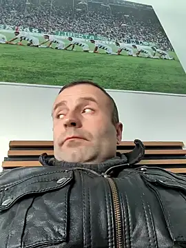 Snapshot of muscularsexy chatting on December 7, 2024, 1:13 pm muscularsexy online show from December 7, 2024, 1:13 pm