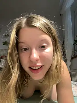 Snapshot of kimczii chatting on July 28, 2026, 11:17 am kimczii online show from July 28, 2026, 11:17 am