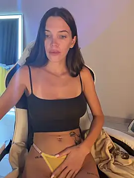 Snapshot of julia_fly chatting on June 11, 2026, 3:09 pm julia fly online show from June 11, 2026, 3:09 pm