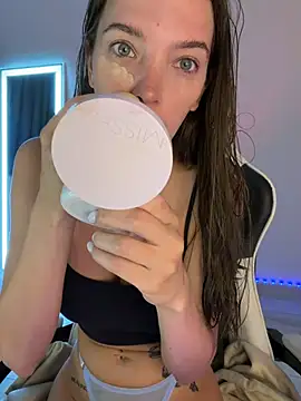 Snapshot of julia_fly chatting on May 21, 2026, 7:17 am julia fly online show from May 21, 2026, 7:17 am
