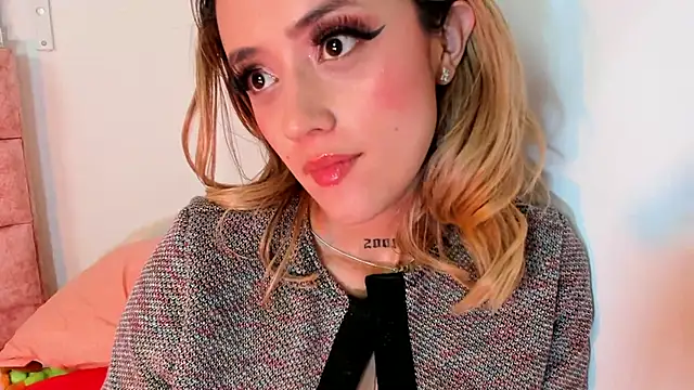 Snapshot of Sabrina_Cole chatting on March 2, 2025, 6:37 am Sabrina Cole online show from March 2, 2025, 6:37 am