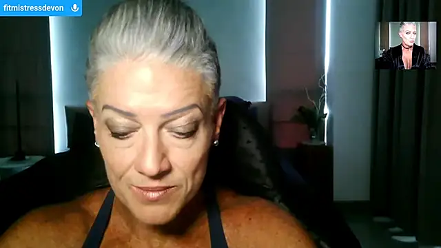 Devon2020 online show from May 9, 2026, 4:38 am