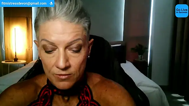 Snapshot of Devon2020 chatting on June 22, 2026, 10:23 am Devon2020 online show from June 22, 2026, 10:23 am