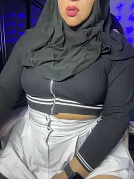 Snapshot of Jameela chatting on October 26, 2025, 10:10 pm Jameela online show from October 26, 2025, 10:10 pm