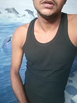 Snapshot of Itsdesi_boy chatting on November 16, 2025, 2:05 am Itsdesi boy online show from November 16, 2025, 2:05 am