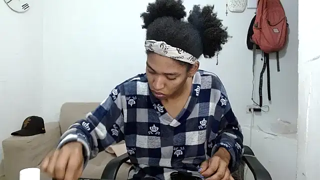 Snapshot of angelamarie1 chatting on November 12, 2025, 9:02 am angelamarie1 online show from November 12, 2025, 9:02 am