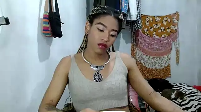 angelamarie1 online show from February 27, 2025, 11:48 pm