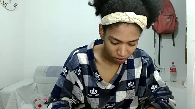 Snapshot of angelamarie1 chatting on October 15, 2025, 11:07 am angelamarie1 online show from October 15, 2025, 11:07 am