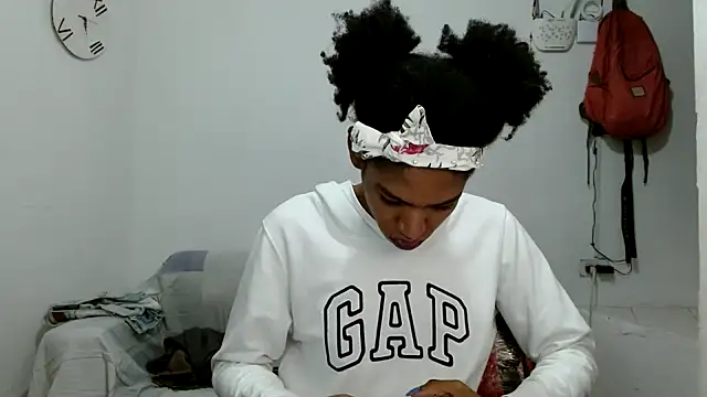 Snapshot of angelamarie1 chatting on November 6, 2025, 10:41 am angelamarie1 online show from November 6, 2025, 10:41 am