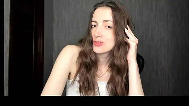 Sabrina Mur online show from May 14, 2026, 6:16 pm