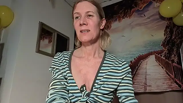 Lola Belgium online show from April 29, 2026, 5:30 pm