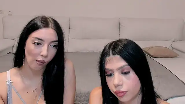 Snapshot of Sierra_Halle chatting on October 7, 2025, 4:08 pm Sierra Halle online show from October 7, 2025, 4:08 pm