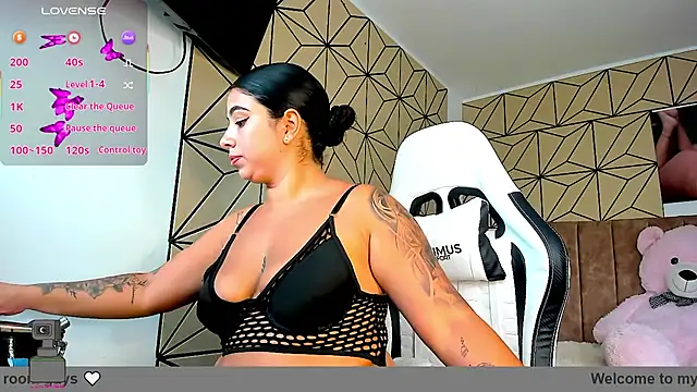 Snapshot of vane_lopez_ chatting on November 12, 2025, 6:34 pm vane lopez online show from November 12, 2025, 6:34 pm