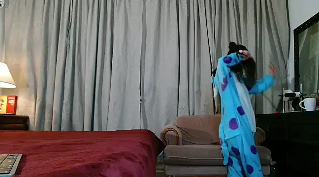 MINI Petite online show from January 31, 2025, 4:47 am