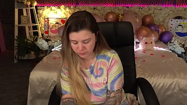 Snapshot of AmellyMilly chatting on March 5, 2026, 7:43 pm AmellyMilly online show from March 5, 2026, 7:43 pm