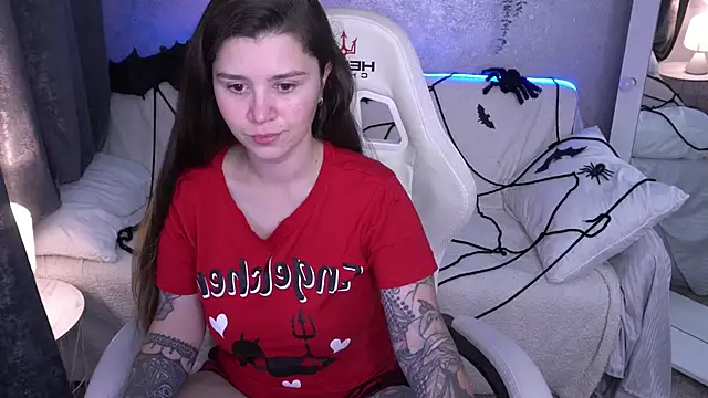 AmellyMilly online show from October 29, 2025, 1:43 pm