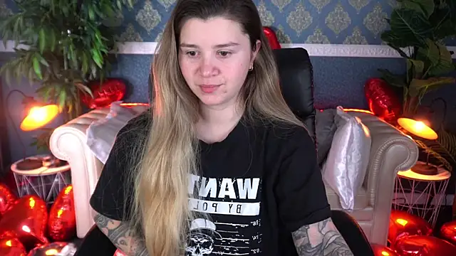 Snapshot of AmellyMilly chatting on February 14, 2026, 1:33 pm AmellyMilly online show from February 14, 2026, 1:33 pm