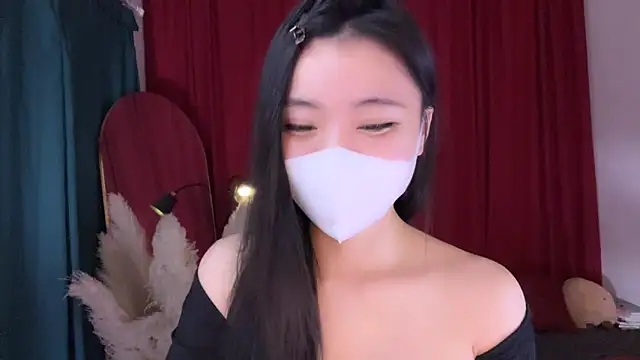 alaia-EDP online show from February 4, 2026, 8:15 pm