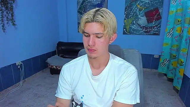 patrik 027 online show from October 27, 2025, 7:37 pm