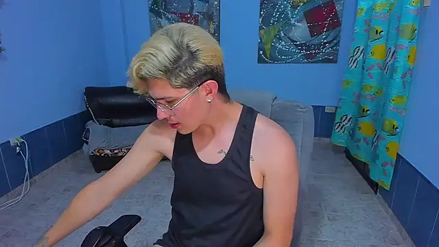 patrik 027 online show from November 23, 2025, 7:29 am