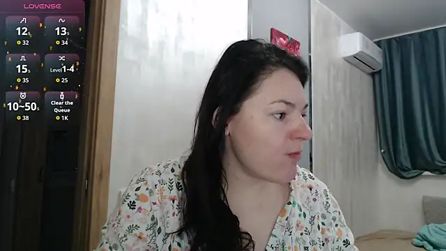 Snapshot of Stacy_Davice chatting on November 6, 2025, 6:23 pm Stacy Davice online show from November 6, 2025, 6:23 pm