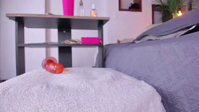 Snapshot of candy_sweet_ chatting on October 22, 2025, 7:24 pm candy sweet online show from October 22, 2025, 7:24 pm