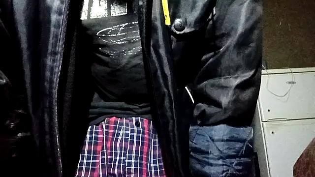 clintsix online show from March 16, 2026, 10:23 pm