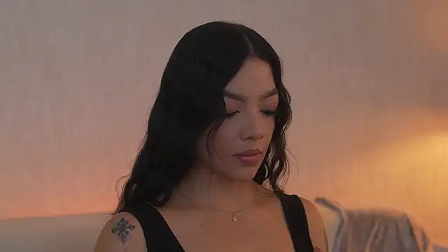 sarah hiill online show from March 14, 2026, 7:20 pm