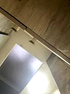 Snapshot of CeliWoods chatting on October 26, 2025, 10:48 am CeliWoods online show from October 26, 2025, 10:48 am