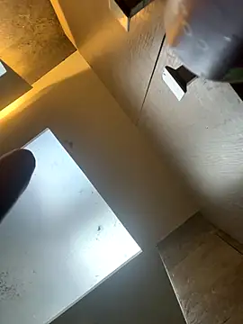 Snapshot of CeliWoods chatting on November 26, 2025, 11:10 am CeliWoods online show from November 26, 2025, 11:10 am