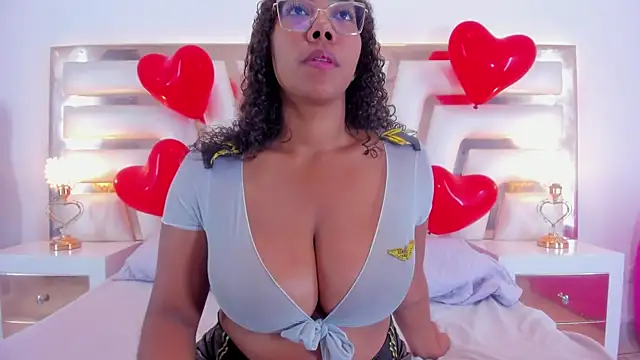 Aisharhodes00 online show from February 15, 2025, 2:00 pm