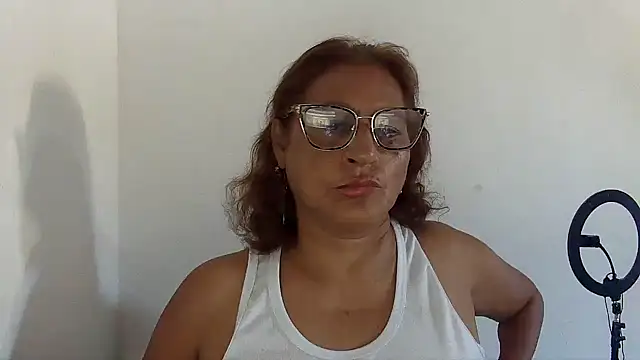 charrysexy1 online show from October 21, 2025, 11:42 am