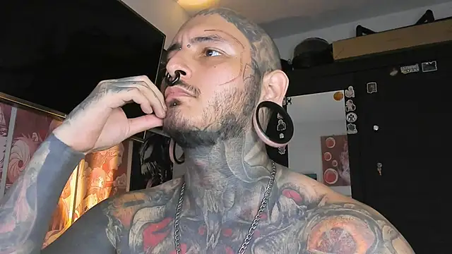 Snapshot of DEATHINK666XX chatting on February 16, 2025, 10:11 pm DEATHINK666XX online show from February 16, 2025, 10:11 pm