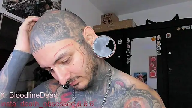 Snapshot of DEATHINK666XX chatting on March 15, 2025, 7:48 pm DEATHINK666XX online show from March 15, 2025, 7:48 pm