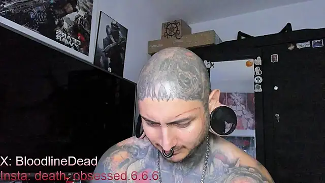 Snapshot of DEATHINK666XX chatting on March 16, 2025, 1:59 am DEATHINK666XX online show from March 16, 2025, 1:59 am